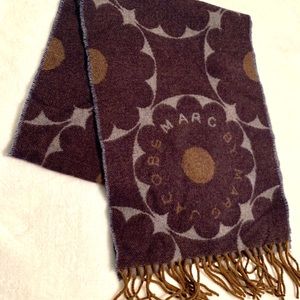 Marc Jacobs scarf